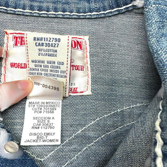 True Religion Women’s Disco Emily Big T Denim Jacket Size S Rainstone Button Y2K - Picture 6 of 13
